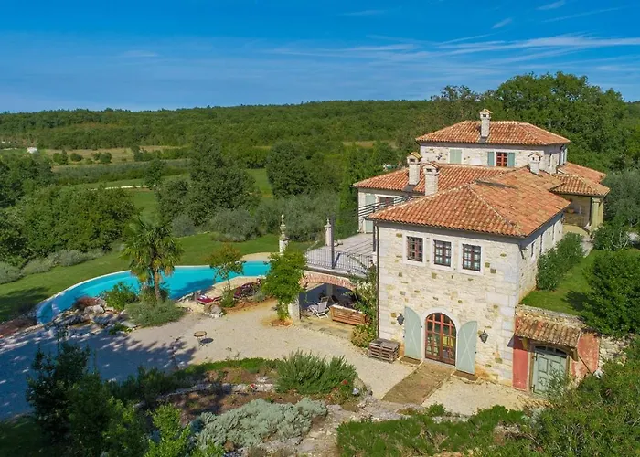 Zu Den Drei Eichen-barat