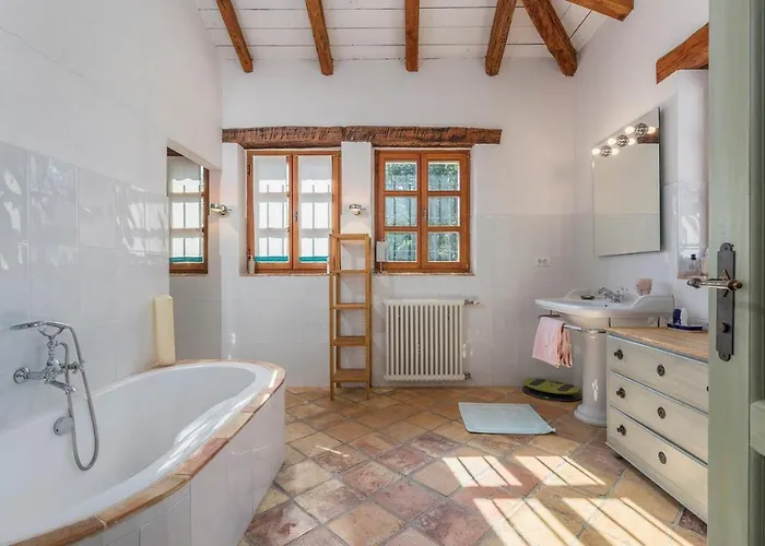 Βίλα Zu Den Drei Eichen-barat *