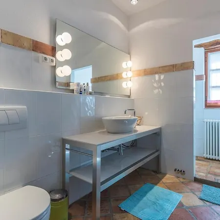 Zu Den Drei Eichen-barat Villa Barat (Rovinj)