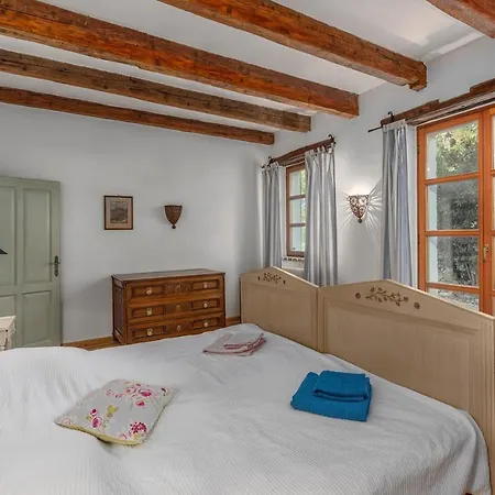 Zu Den Drei Eichen-barat Villa