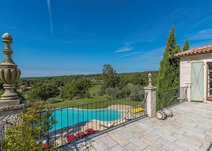 Vila Zu Den Drei Eichen-barat *