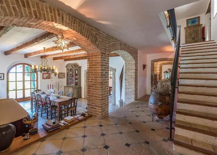 Zu Den Drei Eichen-barat Barat (Rovinj)